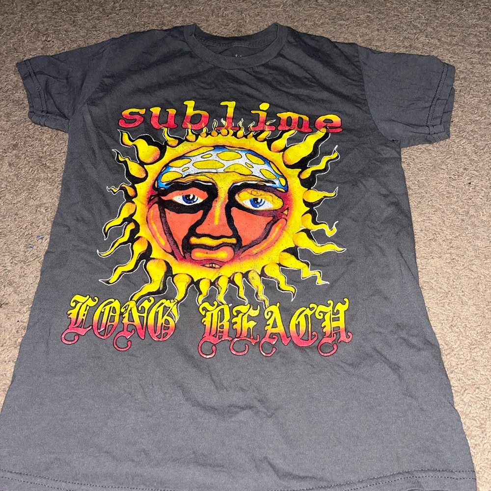 Small grey sublime graphic tee